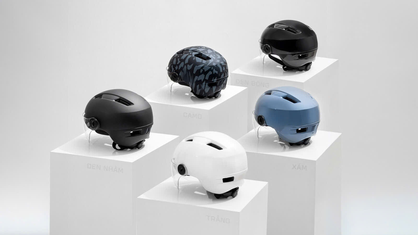 ADULT HELMETS